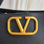 Сумка Valentino