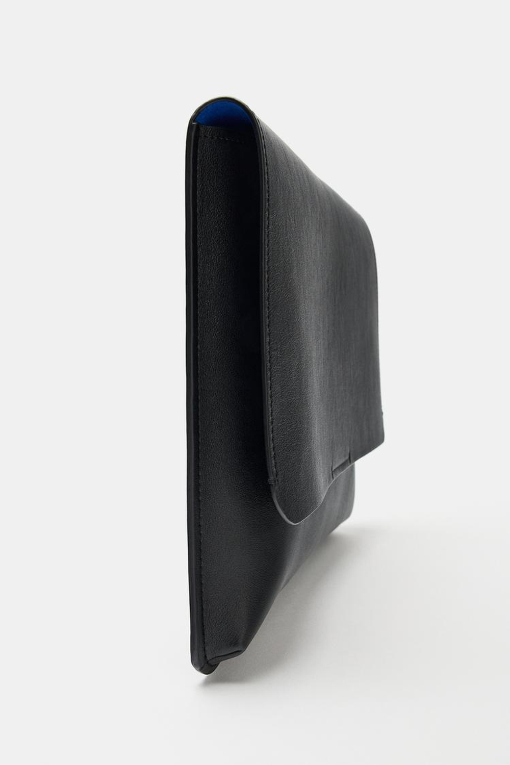 ZARA КОЖАНЫЙ ЧЕХОЛ ДЛЯ IPAD, ЧЕРНЫЙ