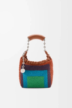 Loewe Мини-сумка-мешок Squeeze из кожи с бисером, карамельный