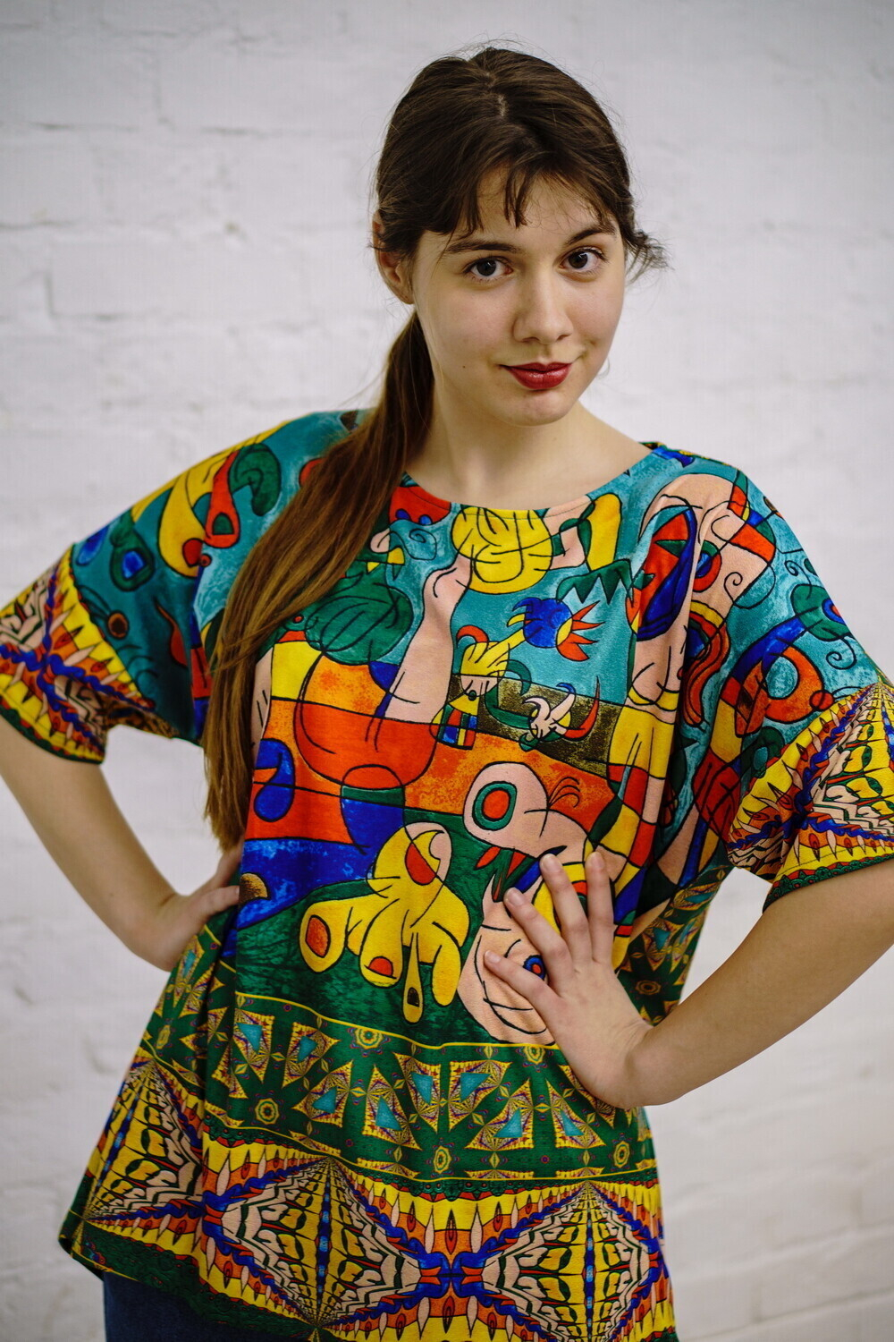 Футболка "Миро", по мотивам картины "Банкет" Жоана Миро