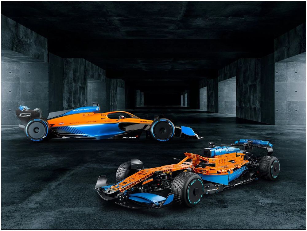 Конструктор LEGO Technic 42141 Гоночный автомобиль McLaren Formula 1