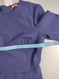 Платье Alexandra Kazakova красивого цвета 42 размер, новое