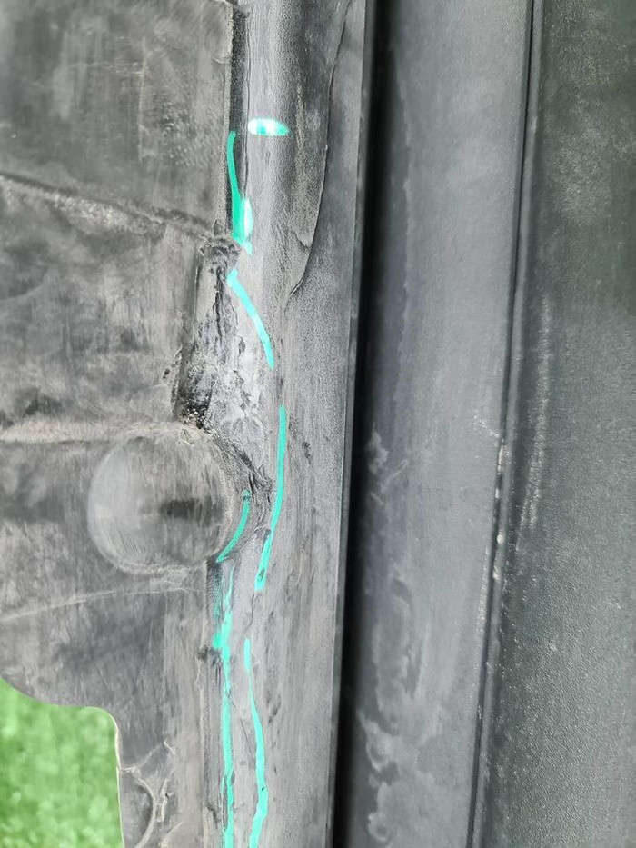 Воздуховод радиатора Lixiang L7 (2022-н.в.)