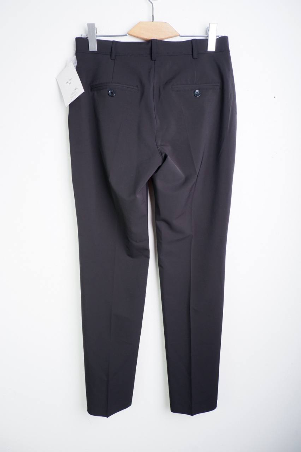 Брюки Alba Moda практичные, маркировка 38, визуально на 44 размер, новые