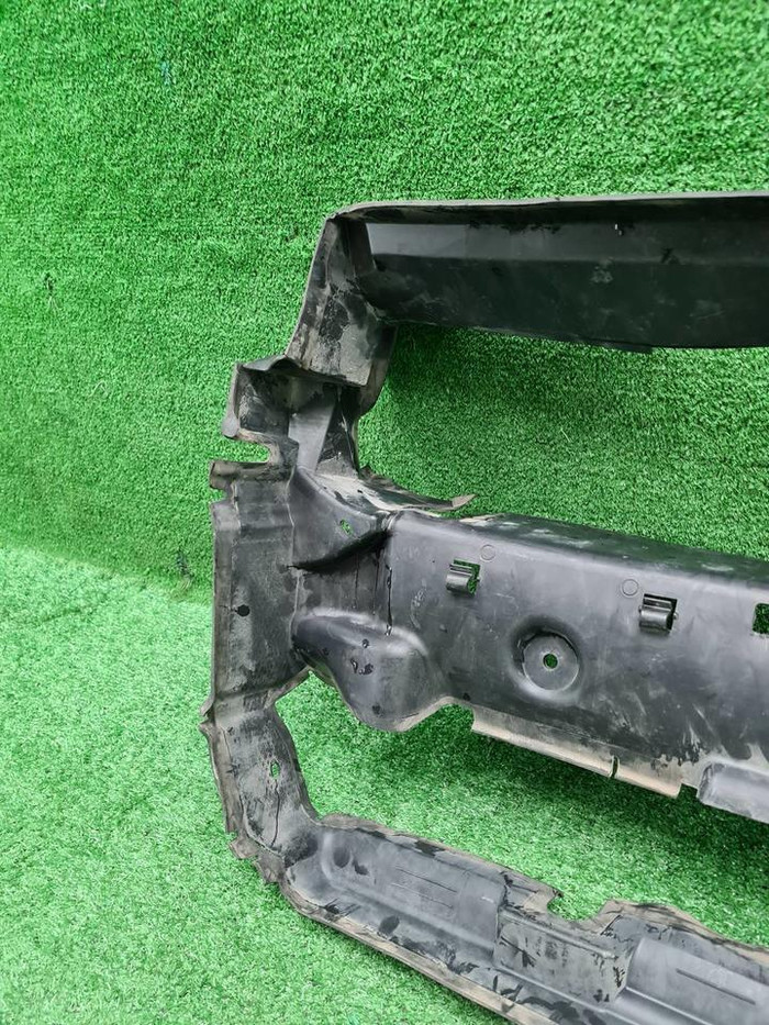 Воздуховод радиатора BMW 3er G20 (2018-2022)