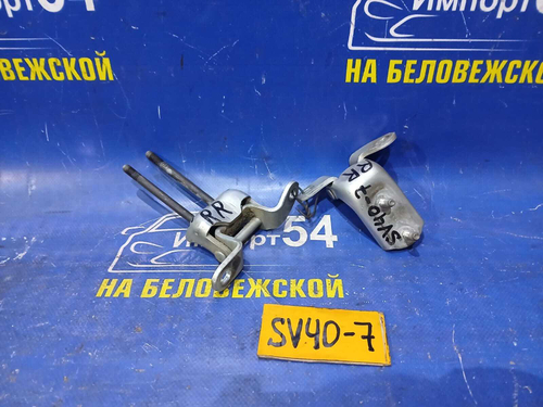 Петля двери задней правой TOYOTA VISTA 1994-1998