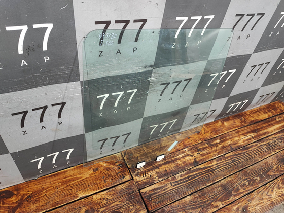 Стекло двери задней левой Tank 300 20-нв Б/У Оригинал 6203101XKM14A