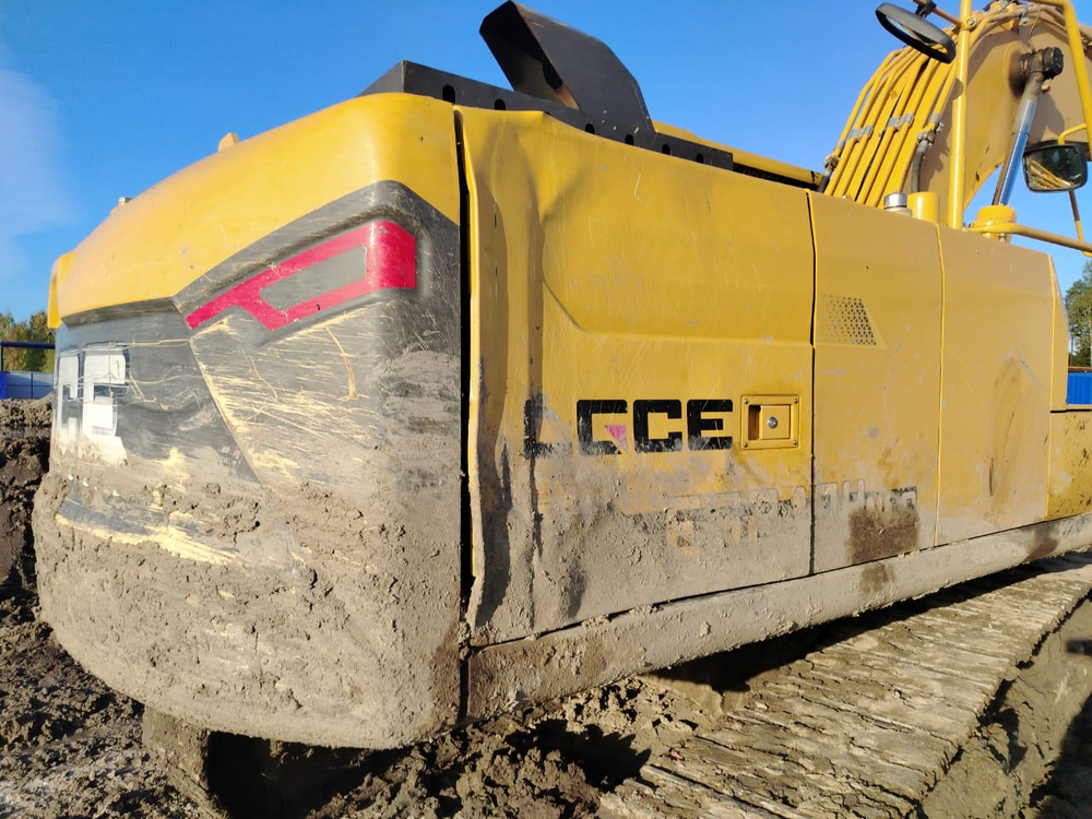 LGCE E6210 Экскаватор E6210HNLC (Дизельный, 6,1 л, 167 л.с., АТ)