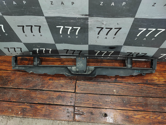 Воздуховод радиатора нижний BMW X5 (G05) 18-нв Б/У Оригинал 51647418158