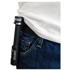 Фонарь на каждый день Armytek Prime A2 — компактный корпус с премиум-анодированием для дополнительной прочности и защиты.