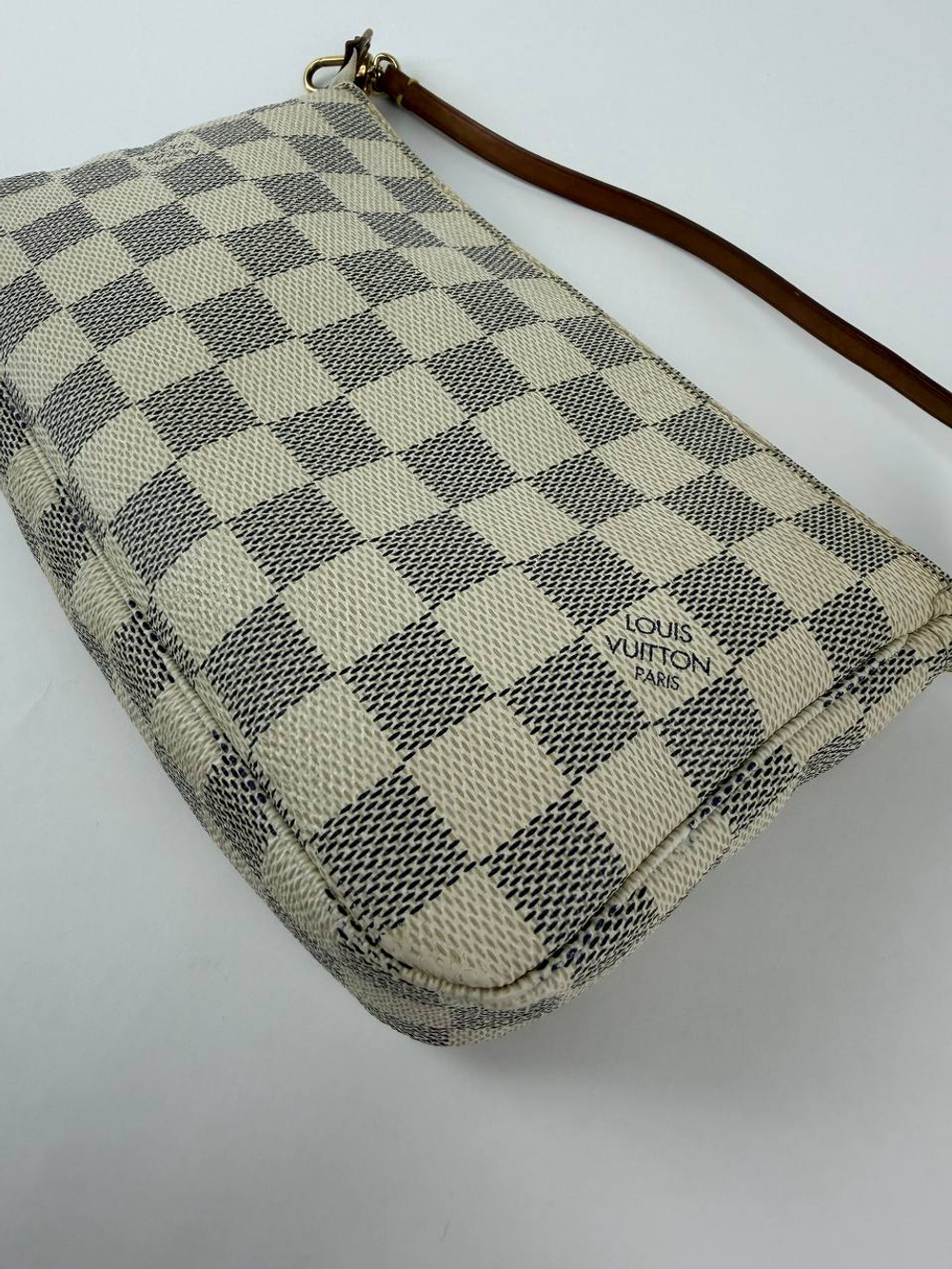 Сумка Louis Vuitton Pochette Accessoires