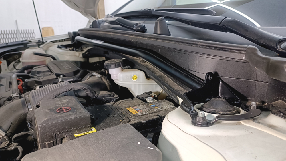 Распорка передних стоек Kia Sportage (5-го поколения) NQ (ПОД ЗАКАЗ)