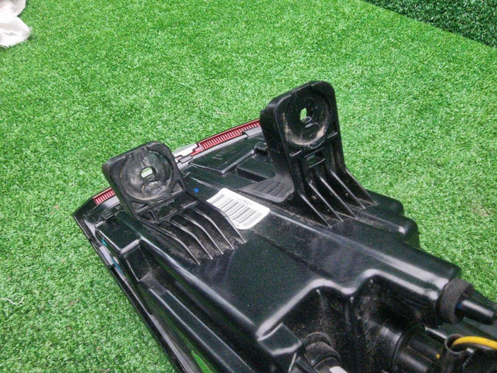 Фонарь левый внешний Geely Coolray (2019-2024)