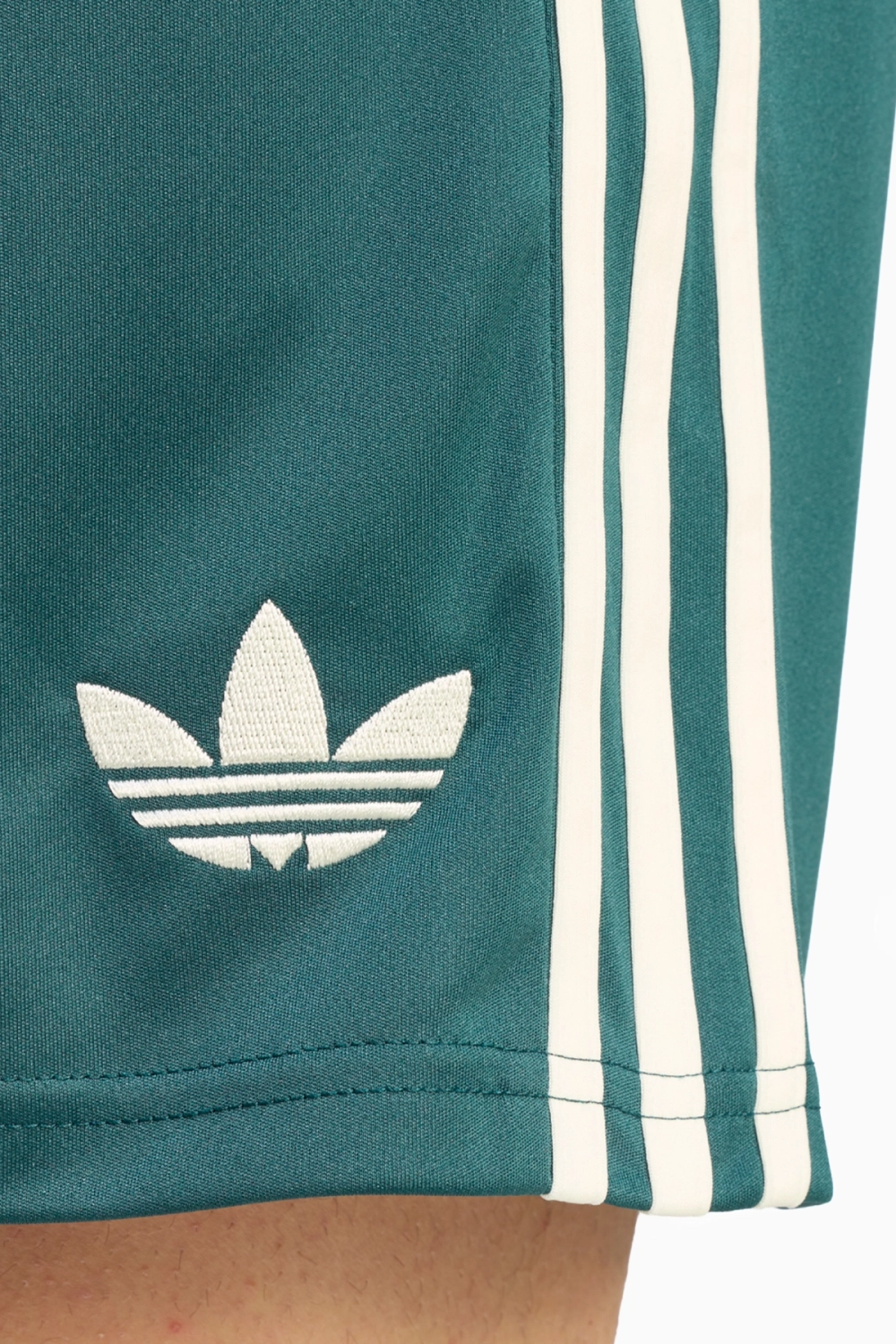 Шорты adidas Real Madrid 26/27 Away - зеленый