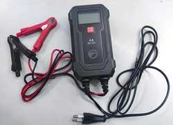 Автомобильное зарядное устройство BERKUT Specialist BC-04A