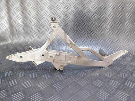 Подножки правые Kawasaki Ninja 400R ER400B (с кронштейном) 052357