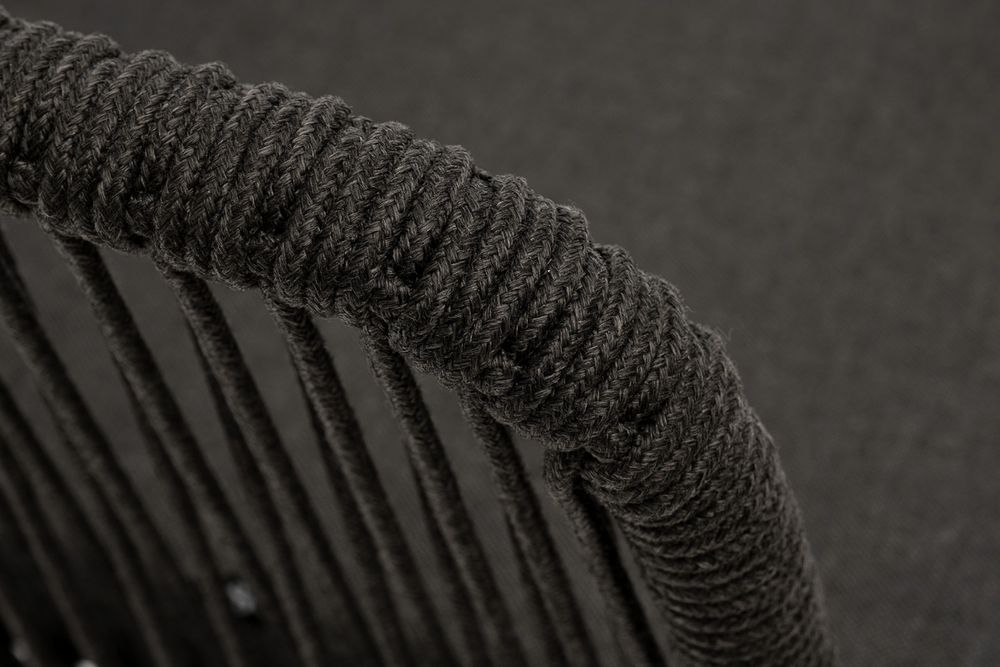 "Марсель" стул плетеный из роупа, каркас из стали золотой глянец, роуп темно-серый круглый, ткань серая