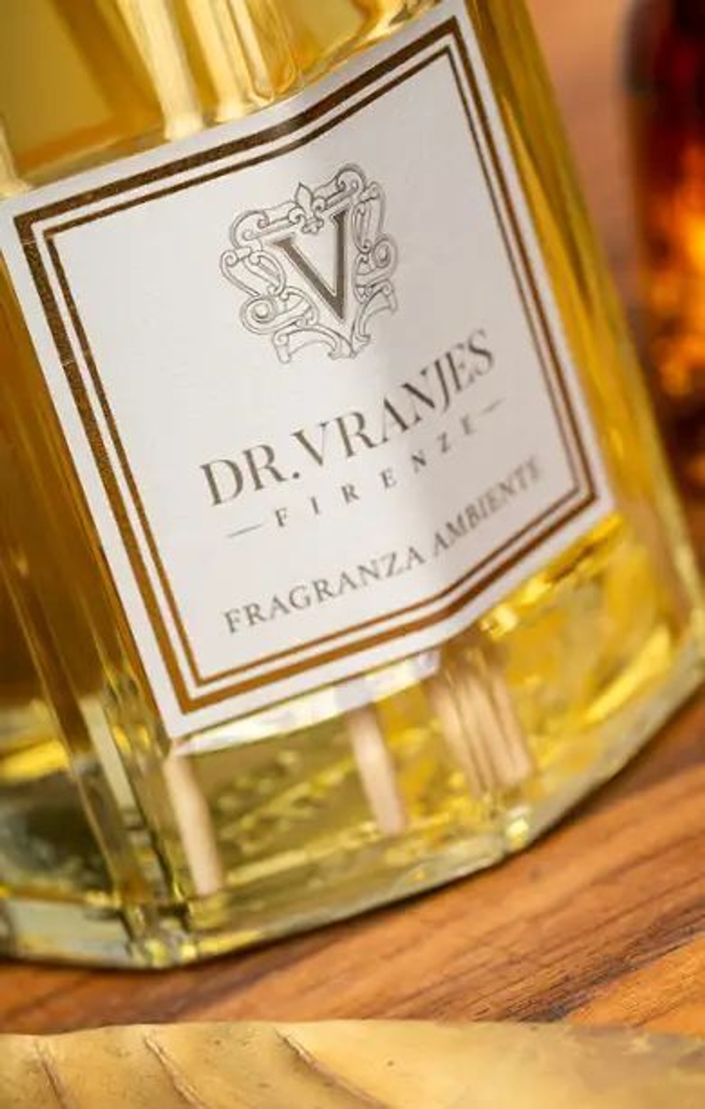 Dr. Vranjes Ambra Red Box диффузор 250 мл красная подарочная упаковка (аромат амбра)