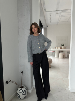 Кардиган с кантом серый