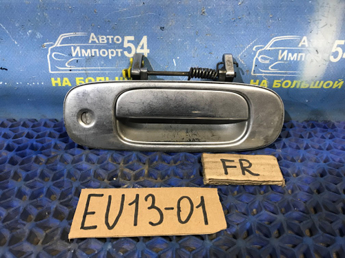Ручка двери передней правой внешняя NISSAN BLUEBIRD 1993
