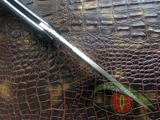 Складной нож Reptilian Пифон-01 c клинком из стали 9Cr18MoV, рукоять G10