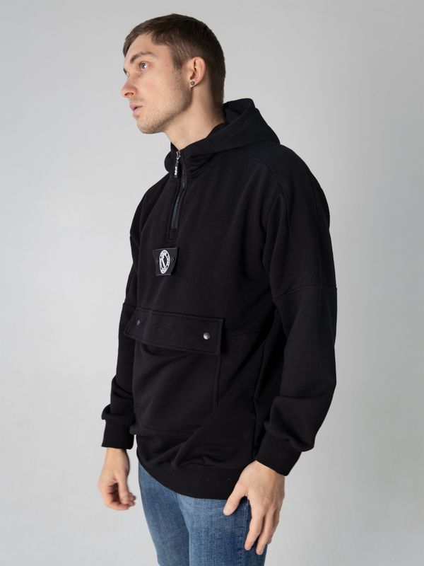 Худи с карманом и патчем