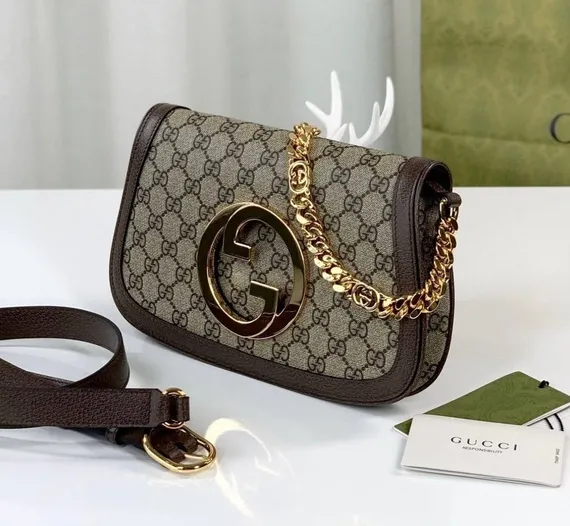 Сумка на плечо Gucci Blondie бежевый