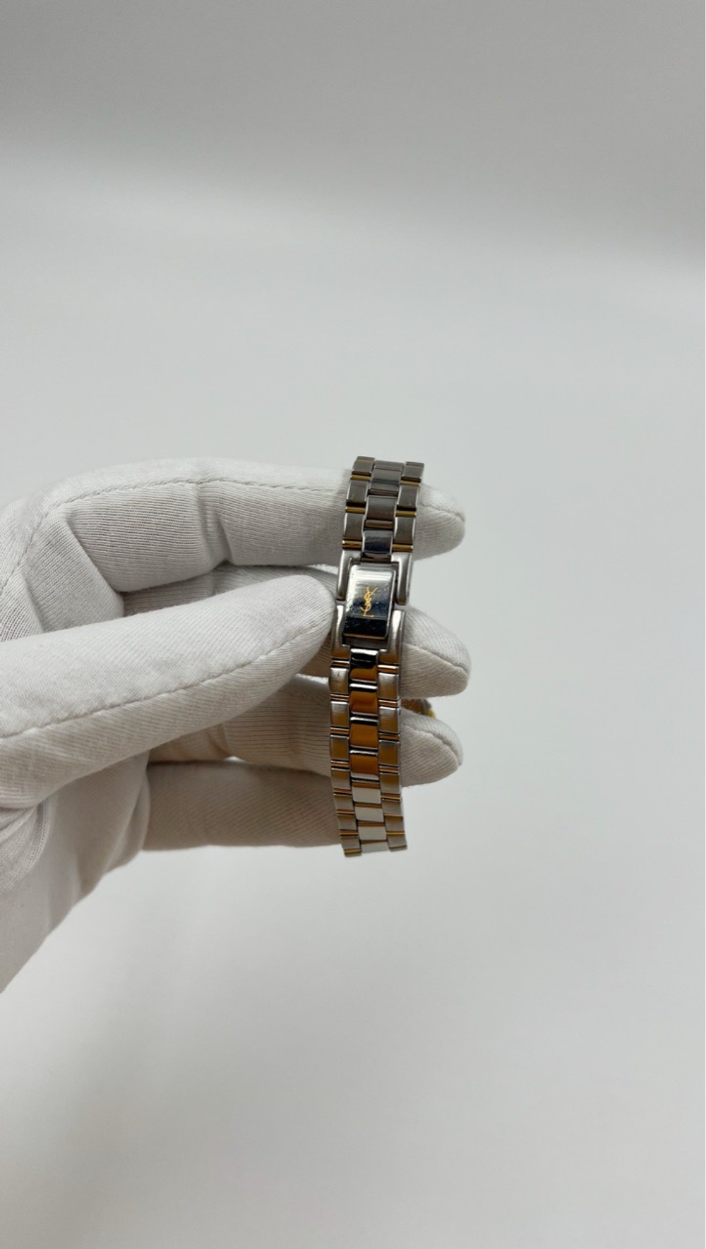 Часы Yves Saint Laurent