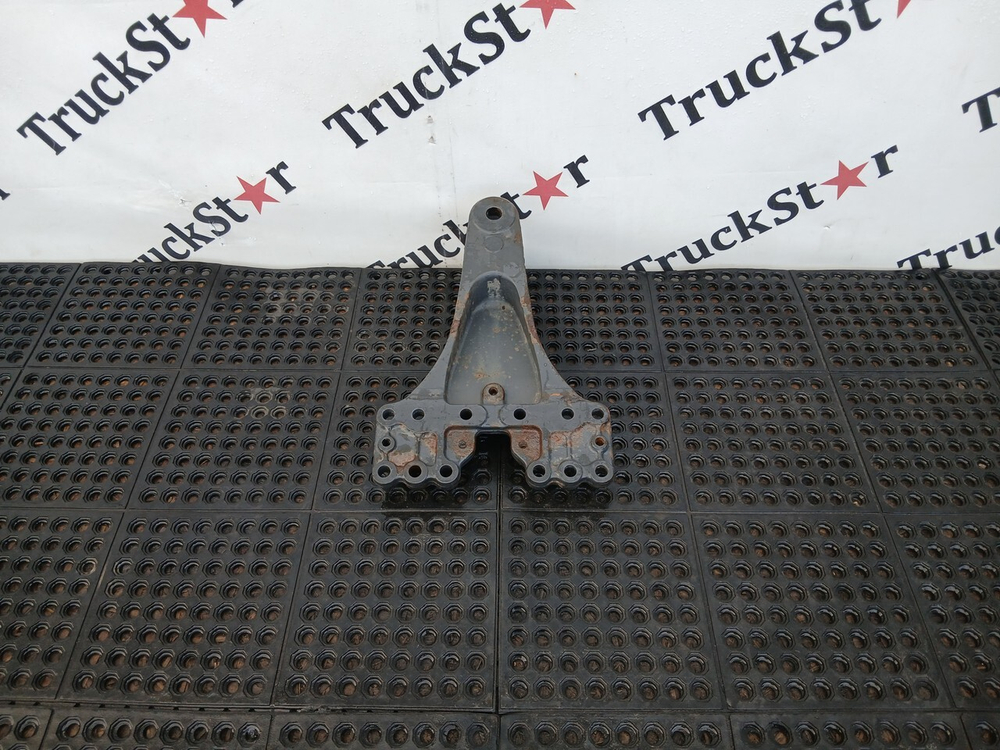 Кронштейн полурессоры задний