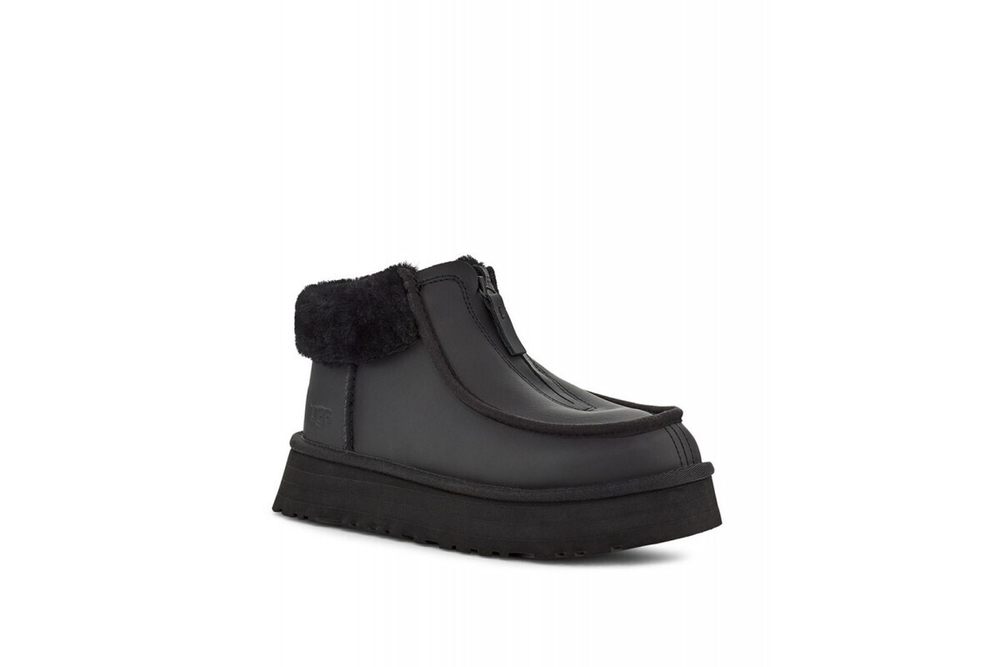 UGG Funkette Platform Leather Black