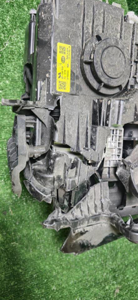 Битая Фара левая Lixiang L9 (2022-н.в.) LED