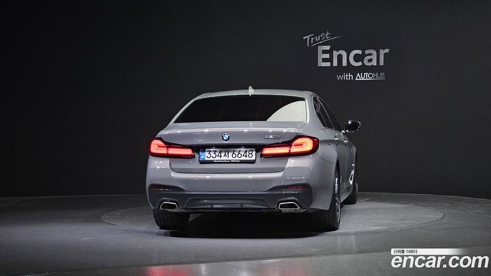 BMW 5 Series (G30) 520i M Sports (12.2021)