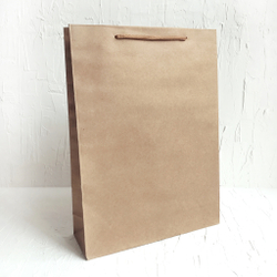 Плотный крафт пакет 330 х 240 х 85 мм, с веревочными ручками