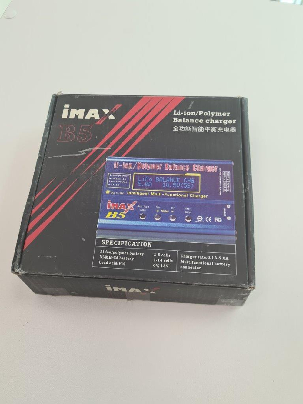 Зарядное устройство iMAX B5