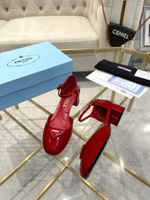Prada Pumps