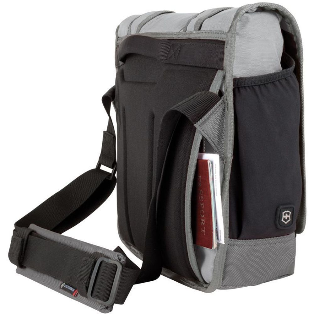 Victorinox Altmont 3.0 Laptop Messenger 15 41x11x30 32388504 PenForMen