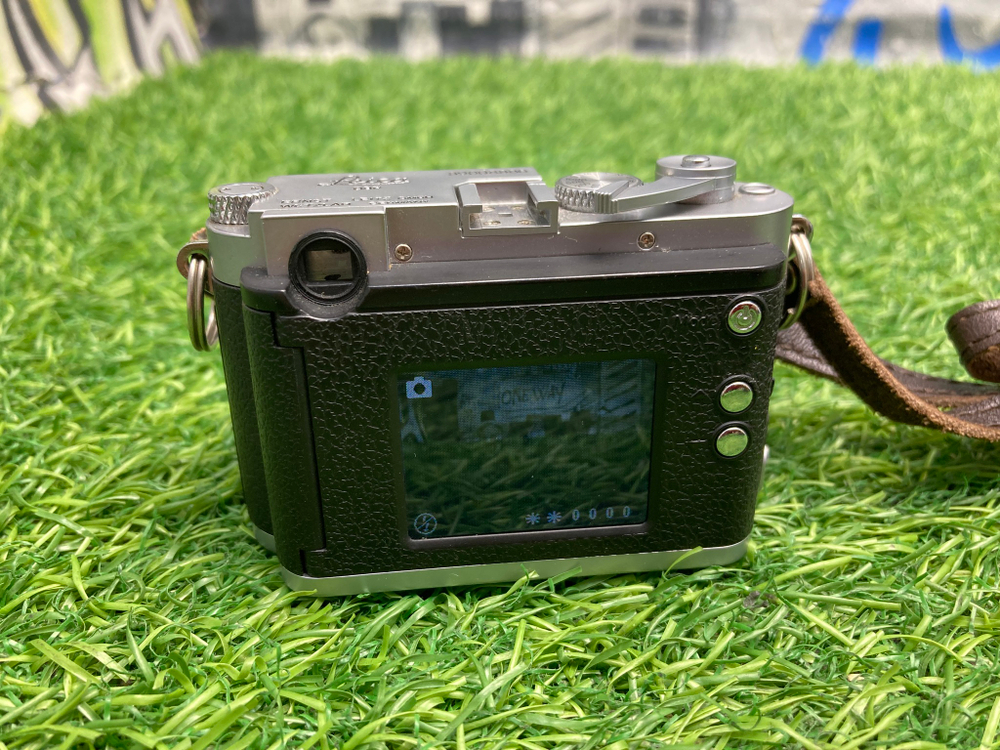Minox DCC Leica M3