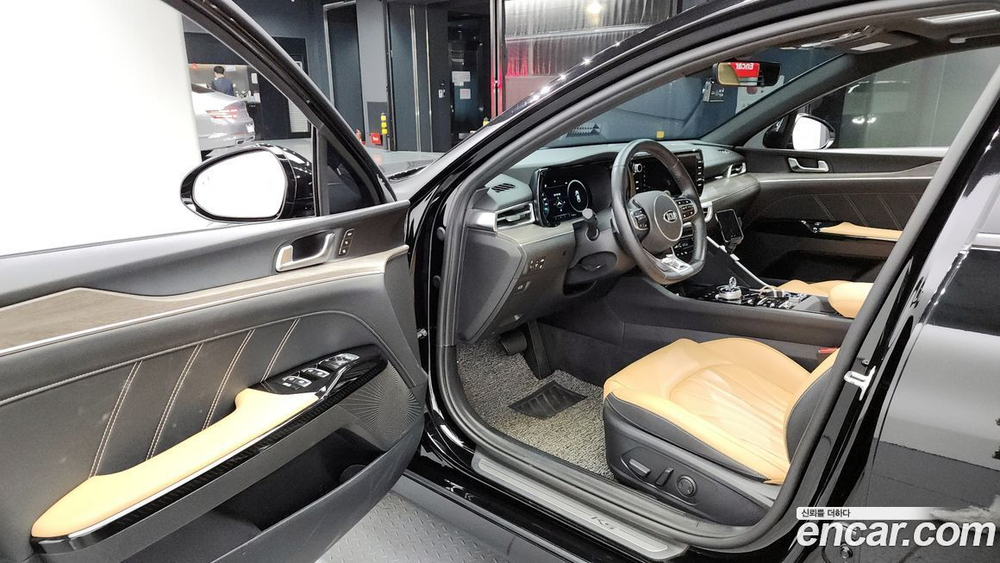 Kia K5 (Optima) 3 Generation 1.6 Turbo (05.2021)