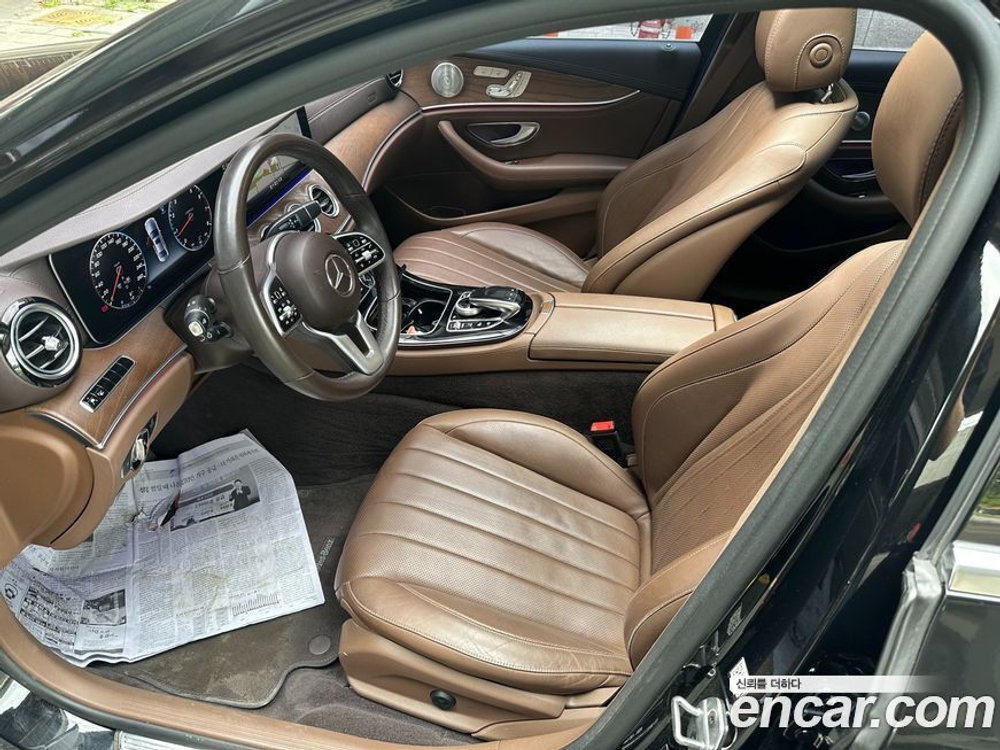 Mercedes-Benz E-Class W213 E300 4MATIC Exclusive (08.2019)