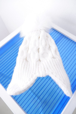 Шапка белая