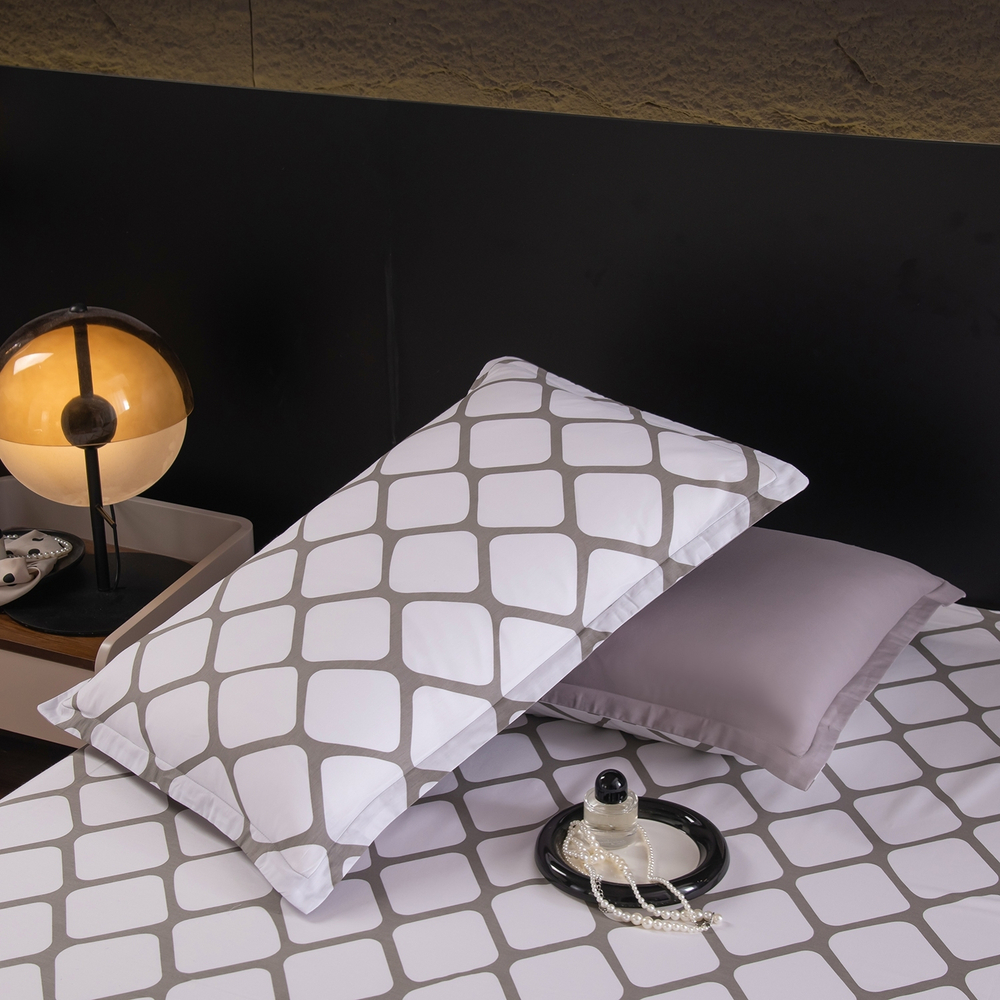 КПБ на резинке Сатин Velouria Luxe с Одеялом VLR011, Евро, 4 наволочки, простынь 180*200*25