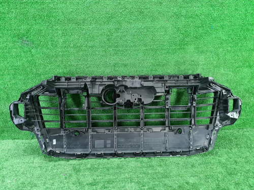 Решетка радиатора Audi Q7 2 (2019-н.в.)