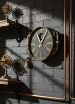 Настенные часы Oriental Express WOODandROOT в индустриальном интерьере, акцент на механическом дизайне