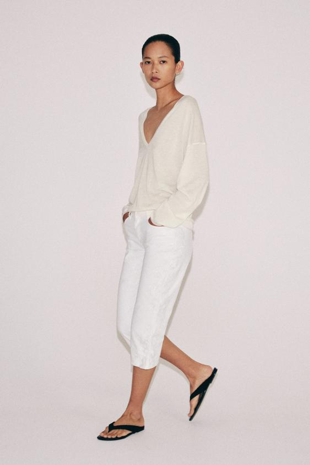 ZARA ДЖИНСЫ КАПРИ СО СРЕДНЕЙ ПОСАДКОЙ И ВЫШИВКОЙ — ZW COLLECTION, ЭКРЮ