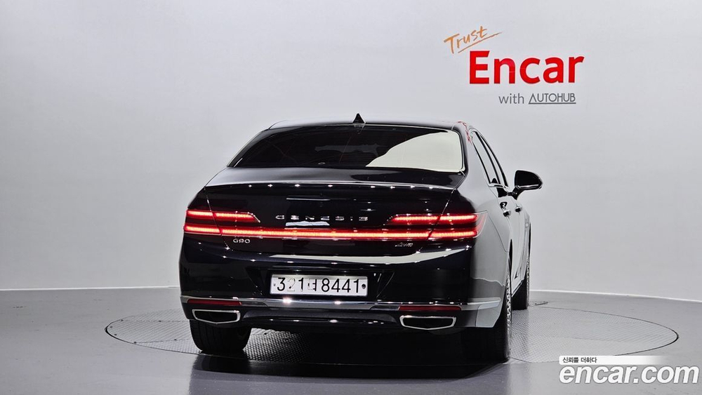 Genesis G90 3.8 AWD (02.2021)