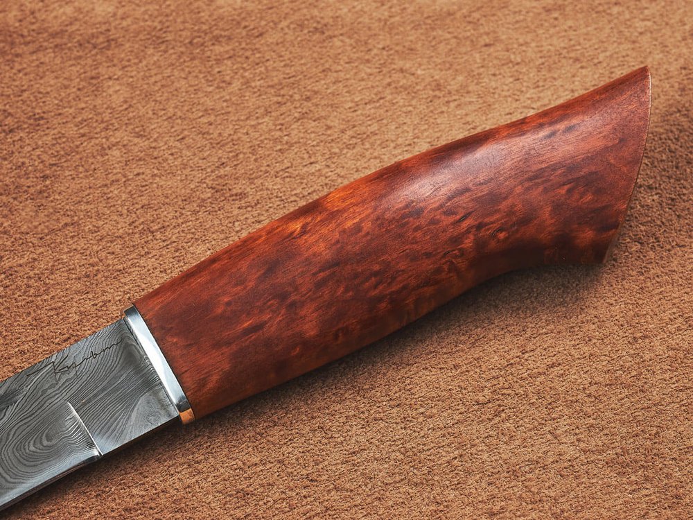 Финский нож Леуку, дамасская сталь, рукоять мореная карельская берёза