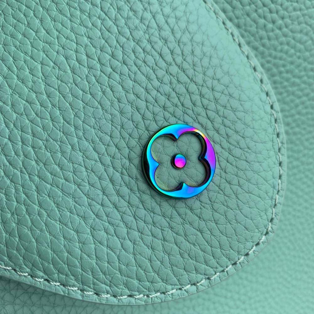 Louis Vuitton Capucines BB