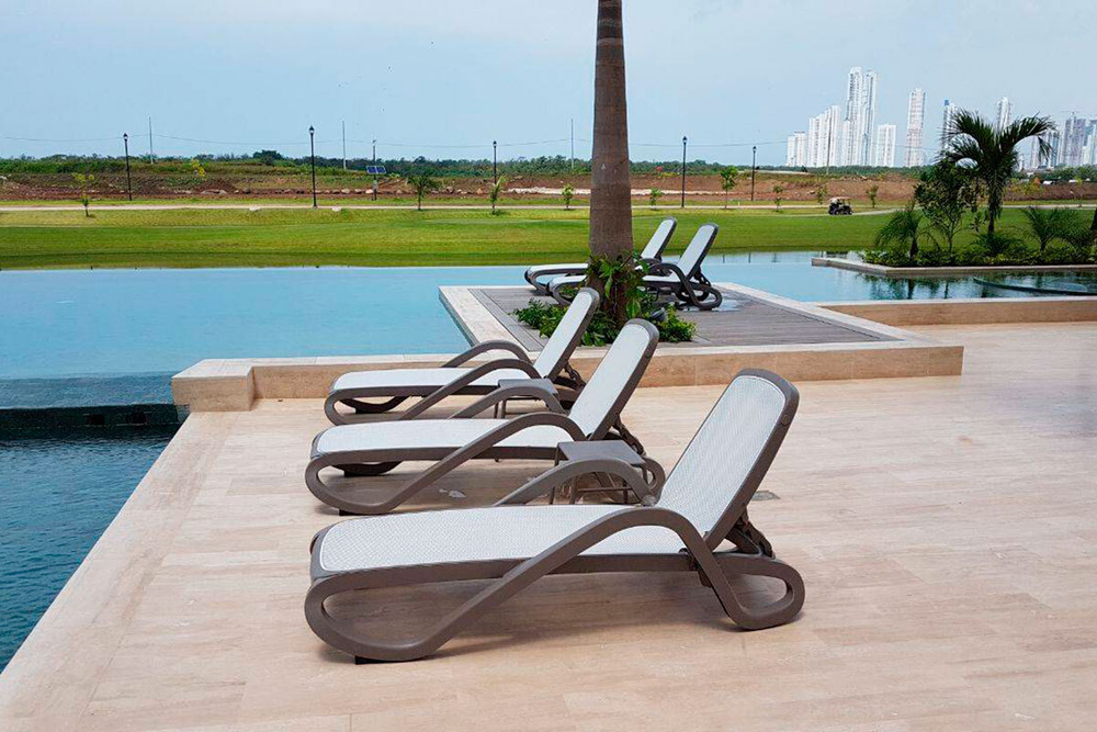 Шезлонг Nardi Omega кофейно-бежевый