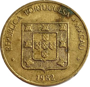 10 аво 1982 Макао