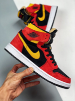 AIR JORDAN 1 HIGH ZOOM COMFORT BLACK/CHILE RED/WHITE/UNIVERSITY GOLD